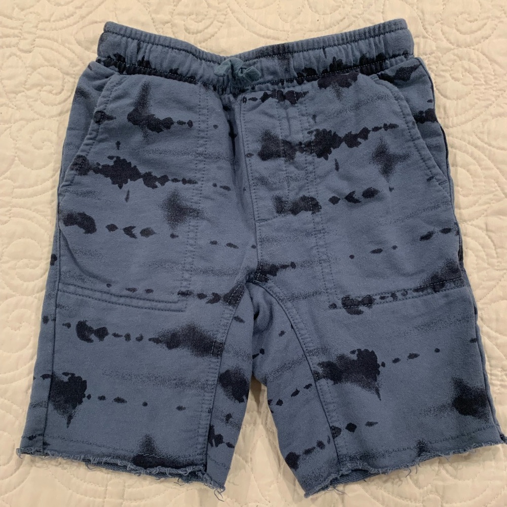 Blue Tea Boys Shorts, size 5